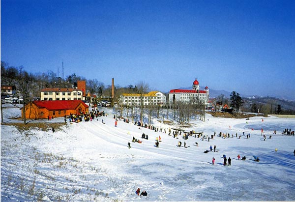 5-day Harbin Train to Yabuli Ski Tour 